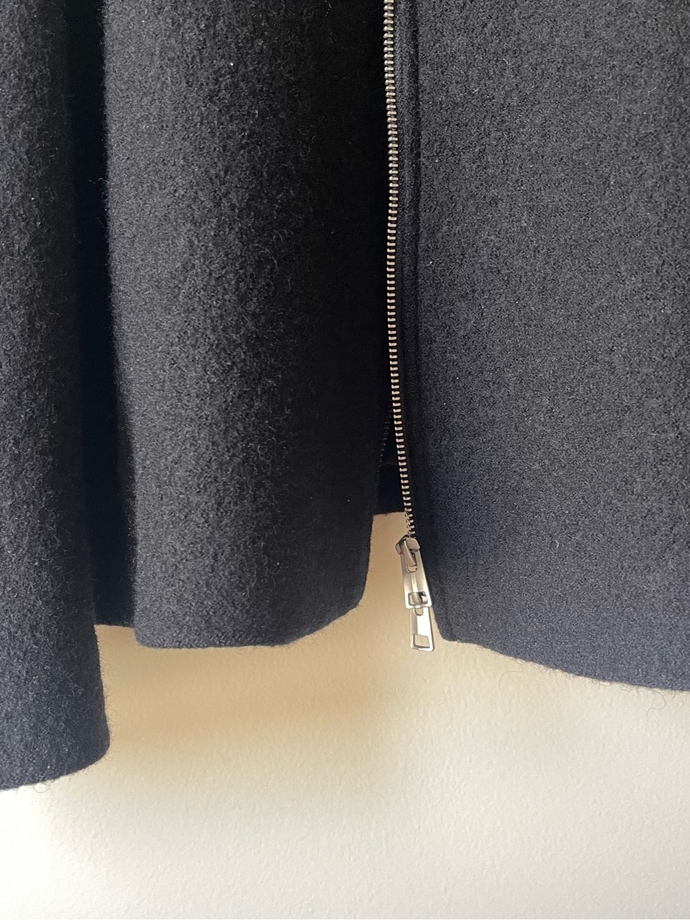 COS Men's Black Wool Zip Jacket Size Medium - Picture 4 of 7
